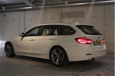 BMW 3-serie Touring - 320d EDE Corporate Lease Essential High Executive automaat, head-up display, e
