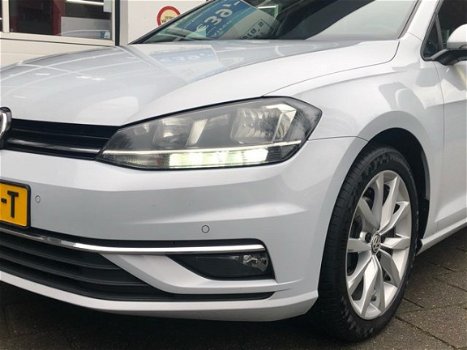 Volkswagen Golf Variant - 1.0 TSI CL Bns Groot Navi Ecc Pdc Achteruitrijcamera - 1