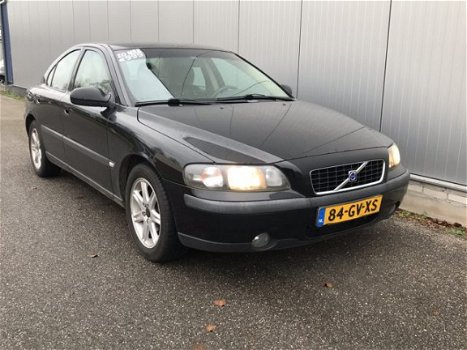 Volvo S60 - 2.4 5 cil. 2.4 Goedkope inruiler, zo mee - 1