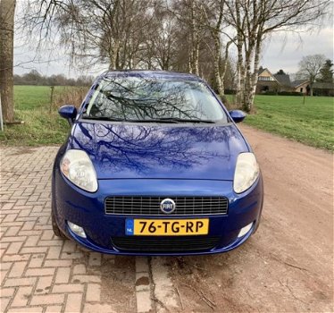 Fiat Grande Punto - 1.4-16V Sport Parkeersensoren, cruise control - 1