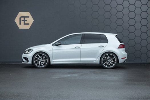 Volkswagen Golf - R 4Motion 2.0 TSI 7.5 + DYNAUDIO + PANORAMA + VIRTUALCOCKPIT + DYNAUDIO + PANO + V - 1