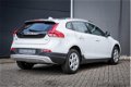 Volvo V40 Cross Country - D2 Automaat Kinetic/ Navigatie - 1 - Thumbnail