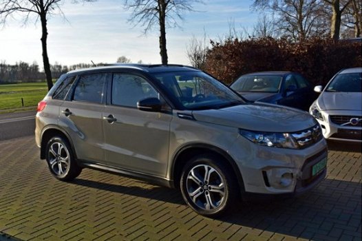 Suzuki Vitara - 1.6 Exclusive Allgrip 4x4 Panorama/Xenon/Leder/Navi BOMVOL - 1