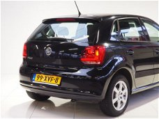 Volkswagen Polo - 1.2-12V BlueMotion Comfortline | 5 Deurs | Airco | Slechts 98617km |