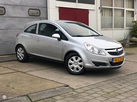Opel Corsa - 1.3 CDTi Essentia 1 JAAR APK NAP AIRCO TOP AUTO - 1