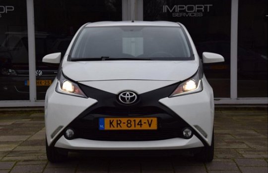 Toyota Aygo - 1.0 VVT-i x-play Nette auto/Nap/eerst eigenaar/camera/airco - 1