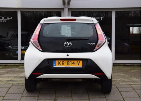 Toyota Aygo - 1.0 VVT-i x-play Nette auto/Nap/eerst eigenaar/camera/airco - 1