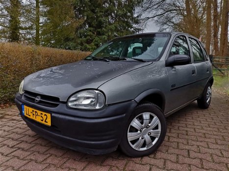 Opel Corsa - 1.4i GLS | Automaat | 2 eigenaren | Nieuwe apk - 1