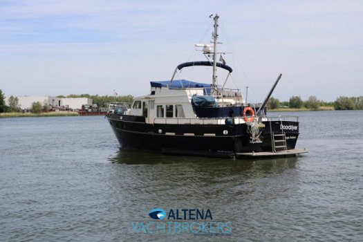 Altena Blue Water Trawler 48' - 5