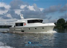 Altena 500 Raised Pilothouse