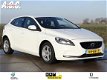 Volvo V40 - 2.0 D2 Kinetic AUTOMAAT Navi ECC PDC - 1 - Thumbnail