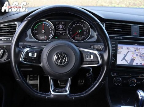 Volkswagen Golf - 1.4 TSi GTE Hybride 150pk Panodak Leer - 1