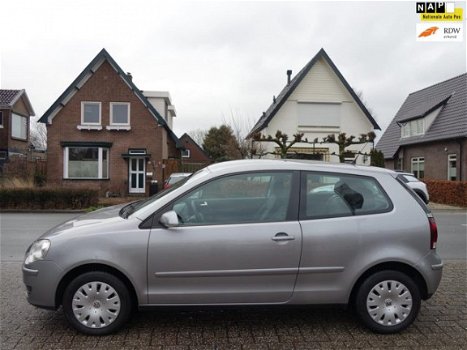 Volkswagen Polo - 1.2 Optive Airco/NAP Dealer onderhouden - 1