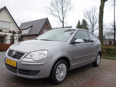 Volkswagen Polo - 1.2 Optive Airco/NAP Dealer onderhouden - 1