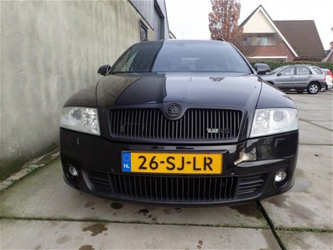 Skoda Octavia Combi - 2.0 TFSI RS Navigatie, airco, LMV - 1