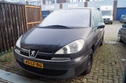 Peugeot 807 - 2.2 ST / Clima / Meeneemprijs - 1