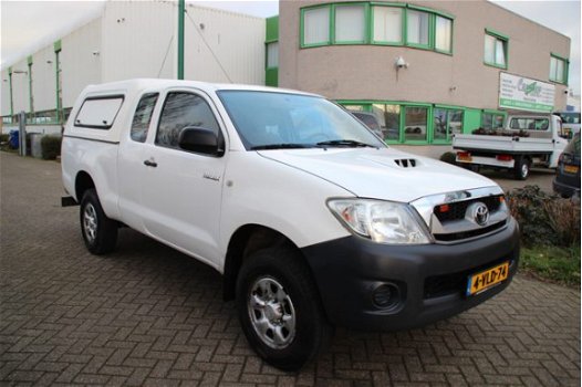 Toyota HiLux - 2.5 D-4D VX / Xtra Cab / 4x4 / nap - 1