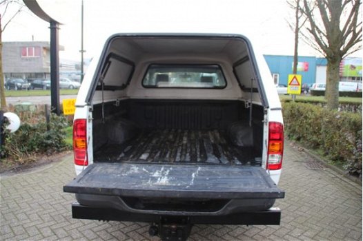 Toyota HiLux - 2.5 D-4D VX / Xtra Cab / 4x4 / nap - 1