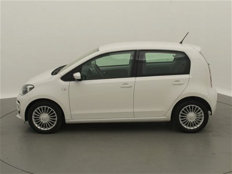 Volkswagen Up! - 1.0 60PK 5D BMT High up | NAVI | AIRCO | PDC | Cruise | 15 Inch | - 1