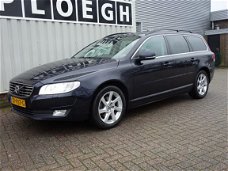 Volvo V70 - 2.0D Navi Xenon Clima Stoelverw 1Eig Classic Edition