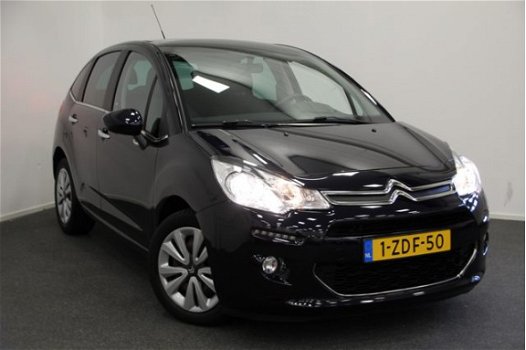 Citroën C3 - 1.2 80 PK PureTech Collection | Climate Control | Cruise Control | Navigatie | Parkeers - 1