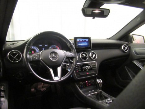 Mercedes-Benz A-klasse - 180 Ambition (Xenon/Navi/PDC) - 1