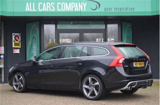 Volvo V60 - 2.0 D3 136PK R-Design, Navi, Trekhaak, 18'' - 1