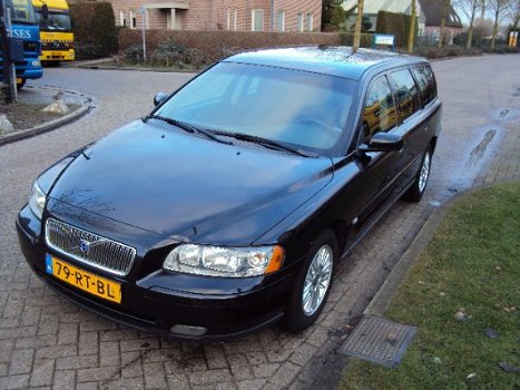 Volvo V70 - Diesel 2.4D 130PK Geartronic - 1