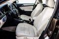 Volkswagen Jetta - 1.4 TSi Hybrid DSG Comfortline | Navi | Clima | Cruise | Trekhaak | 16'' LMV | De - 1 - Thumbnail