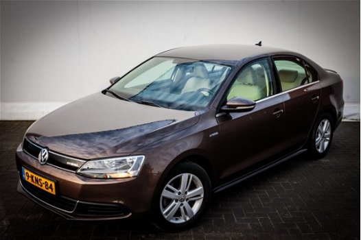 Volkswagen Jetta - 1.4 TSi Hybrid DSG Comfortline | Navi | Clima | Cruise | Trekhaak | 16'' LMV | De - 1