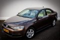 Volkswagen Jetta - 1.4 TSi Hybrid DSG Comfortline | Navi | Clima | Cruise | Trekhaak | 16'' LMV | De - 1 - Thumbnail