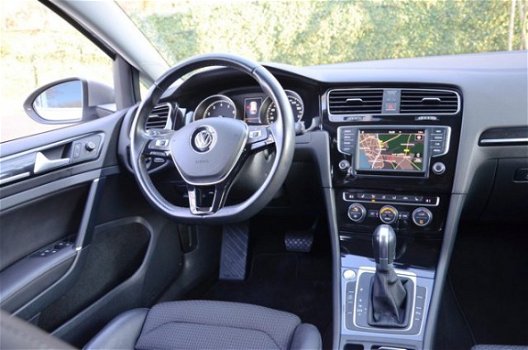 Volkswagen Golf Variant - 1.4 TSI Business Edition Connected AutomaatNavi/Pdc/Ecc/Half-Leer/Achterui - 1