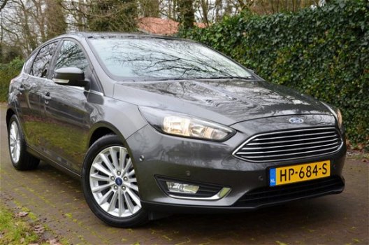 Ford Focus - 2.0 TDCI Titanium Edition Led/Navi/Pdc/Ecc/Stoelverwarming/Cr-Controle/17-Inch Lmv/Priv - 1