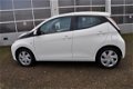 Toyota Aygo - 1.0 VVT-i x-play dealer onderhouden - 1 - Thumbnail