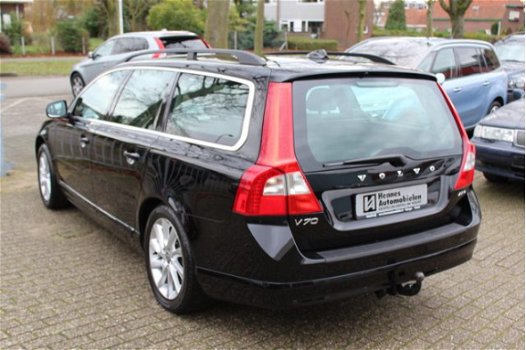 Volvo V70 - 2.5T 231pk Bifuel Model '12 Momentum - 1