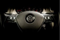 Volkswagen Golf - 1.6 TDi 110 Pk Comfortline | Navigatie | Parkeersensoren | Cruise Controle