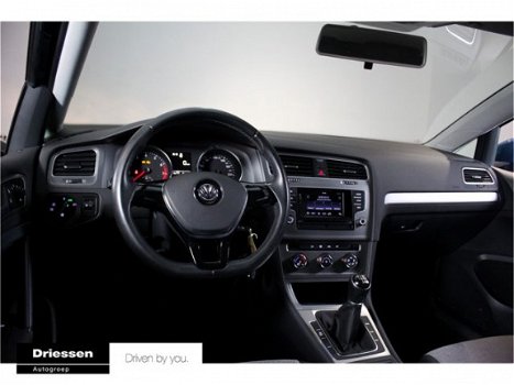 Volkswagen Golf - 1.0 TSI Trendline - 1