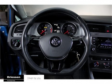 Volkswagen Golf - 1.0 TSI Trendline - 1