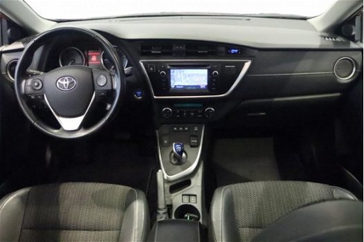 Toyota Auris Touring Sports - 1.8 Hybrid Executive LAGE KMSTAND | Clima | Navi | Stoelverw. | Pan. D - 1
