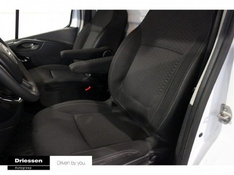 Opel Vivaro - 1.6 CDTI L2H1 120pk Edition (Navigatie - Parkeersensoren Achter- Airco) - 1