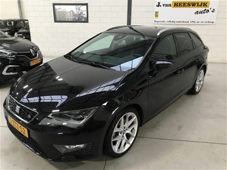 Seat Leon ST - 1.4 TSI ACT FR Dynamic PDC V + A / PANO DAK / ECC / LMV / LED - 1