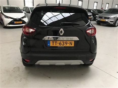 Renault Captur - 0.9 TCe Bose PDC V+A / NAVI / BOSE /ECC / LMV / LED - 1