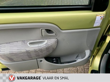 Renault Kangoo - 1.6-16V Privilège 2 schuifdeuren achterbank uitneembaar ruime kofferbak - 1