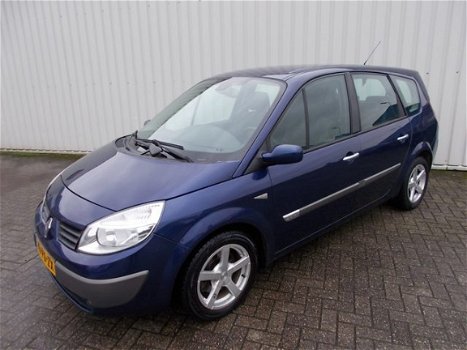 Renault Grand Scénic - 2.0-16V Privilège Comfort 7 Pers. ( APK 03-07-2020 ) - 1