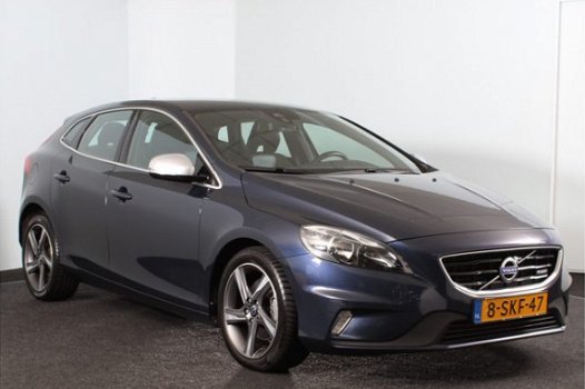 Volvo V40 - 1.6 115PK D2 R-Design Automaat | NAV | ECC | PDC | Cruise | LM - 1