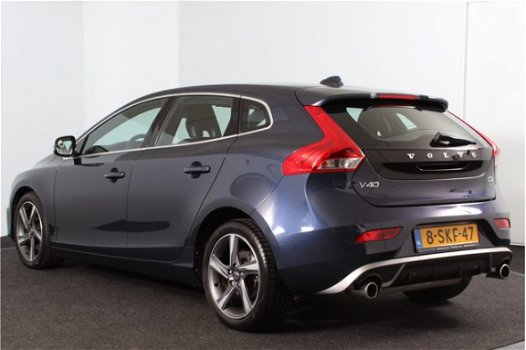 Volvo V40 - 1.6 115PK D2 R-Design Automaat | NAV | ECC | PDC | Cruise | LM - 1