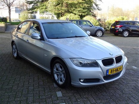 BMW 3-serie - 318I BUSINESS LINE / NAVI - 1