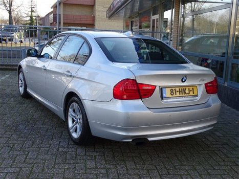 BMW 3-serie - 318I BUSINESS LINE / NAVI - 1