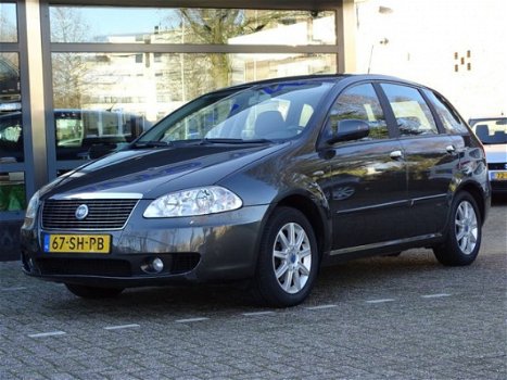 Fiat Croma - 2.2 16V Business Connect Automaat - 1