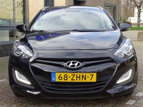 Hyundai i30 Wagon - 1.6 GDI I-Vision Navi Camera Climate Control - 1